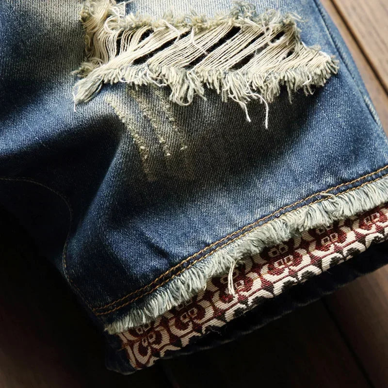 2025 Summer Ripped Denim Shorts Jeans Men's Five Quarter Loose Size Medium Pants Fashion Brand Personality Beggar